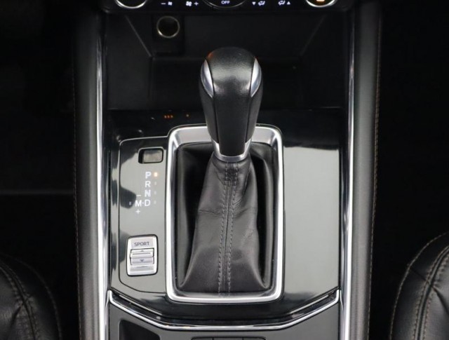 Mazda CX-5  2.5 Skyactiv-G Revolution