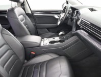 Volkswagen Touareg  3.0 TDI Business