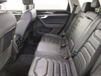 Volkswagen Touareg  3.0 TDI Business
