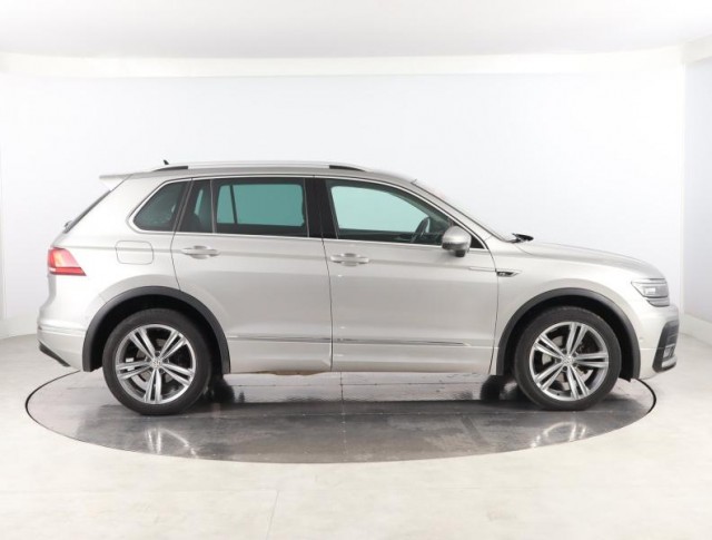 Volkswagen Tiguan  2.0 TDI R-Line