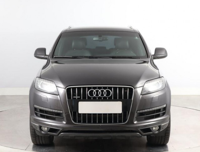 Audi Q7  3.0 TDI 