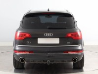 Audi Q7  3.0 TDI 