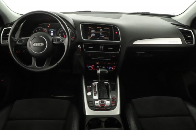 Audi Q5  2.0 TDI 