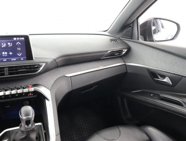 Peugeot 5008  1.5 BlueHDi GT Line