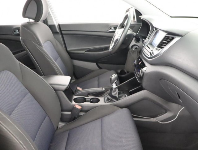 Hyundai Tucson  1.7 CRDi 