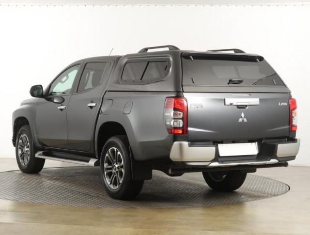 Mitsubishi L200  2.2 DI-D Instyle