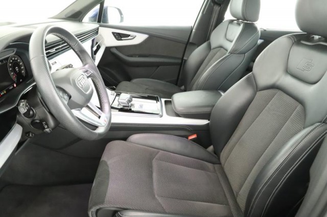 Audi Q7  55 TFSI S-Line