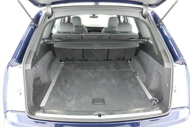 Audi Q7  55 TFSI S-Line