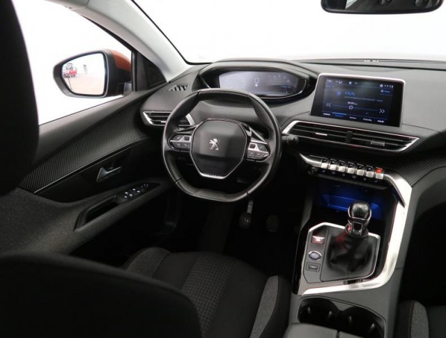 Peugeot 5008  PureTech 130 Active