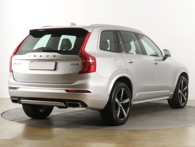 Volvo XC90  D5 AWD R-Design