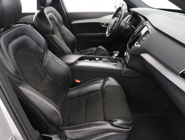 Volvo XC90  D5 AWD R-Design