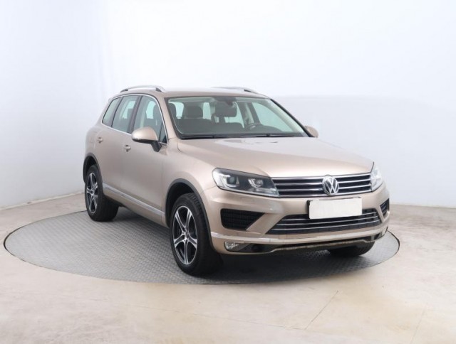Volkswagen Touareg  3.0 TDI 