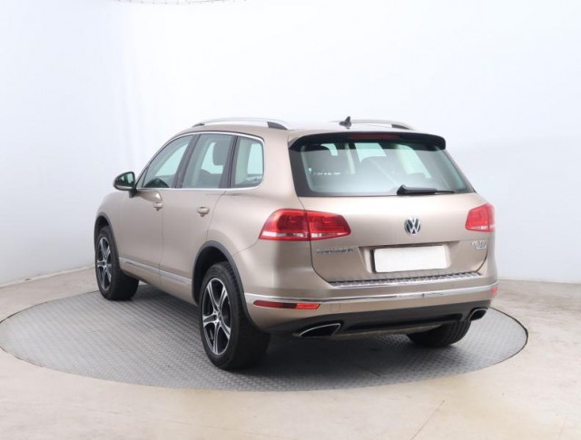 Volkswagen Touareg  3.0 TDI 