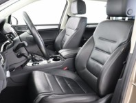 Volkswagen Touareg  3.0 TDI 