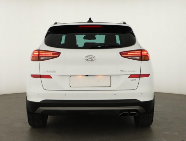 Hyundai Tucson  2.0 CRDi 