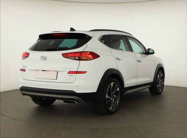 Hyundai Tucson  2.0 CRDi 