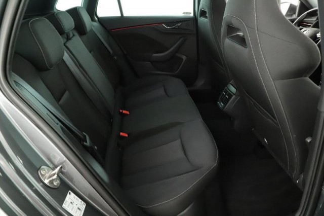 Škoda Kamiq  1.0 TSI Drive