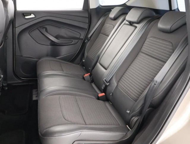 Ford Kuga  1.5 EcoBoost Titanium