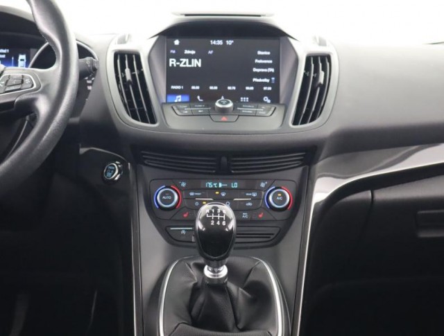 Ford Kuga  1.5 EcoBoost Titanium