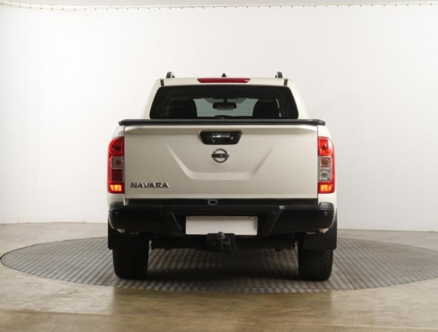 Nissan Navara  2.3 dCi 