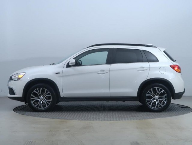 Mitsubishi ASX  2.2 DI-D 