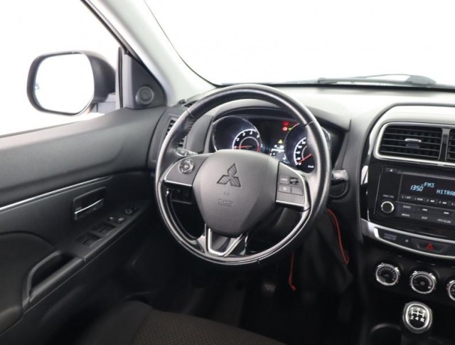 Mitsubishi ASX  1.6 MIVEC 