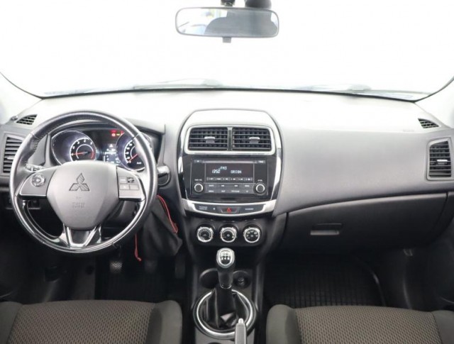 Mitsubishi ASX  1.6 MIVEC 