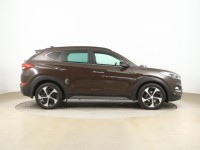 Hyundai Tucson  2.0 CRDi 