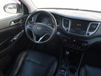 Hyundai Tucson  2.0 CRDi 