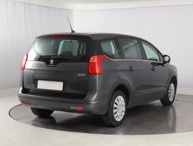 Peugeot 5008  1.6 THP Access