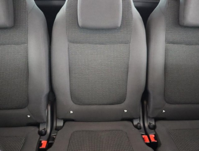 Peugeot 5008  1.6 THP Access