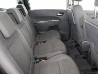 Peugeot 5008  1.6 THP Access