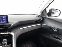Peugeot 3008  1.5 BlueHDi 