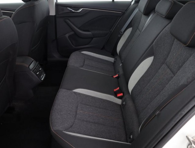 Škoda Kamiq  1.0 TSI Style