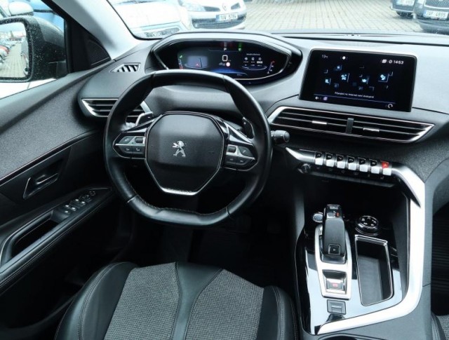 Peugeot 5008  PureTech 130 