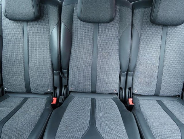 Peugeot 5008  PureTech 130 