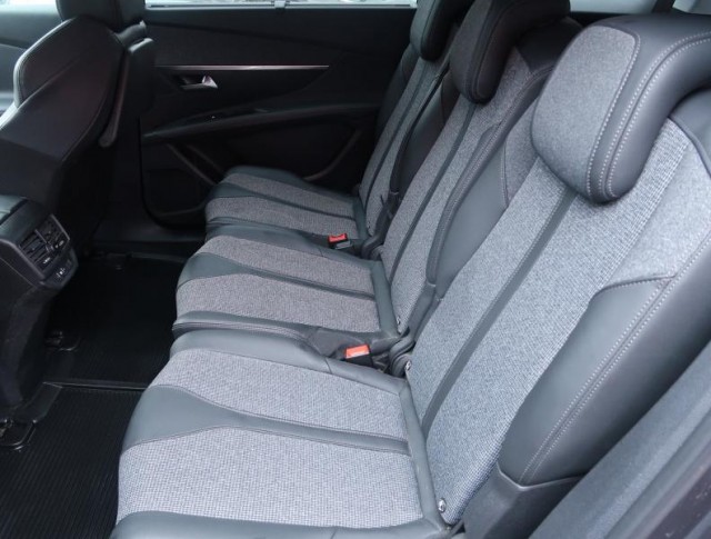 Peugeot 5008  PureTech 130 