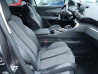 Peugeot 5008  PureTech 130 