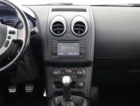 Nissan Qashqai  1.6 