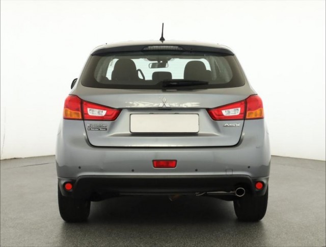 Mitsubishi ASX  1.6 MIVEC 