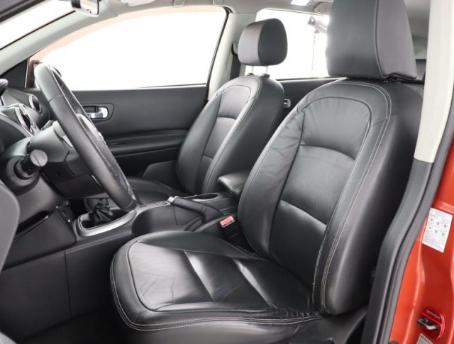 Nissan Qashqai  2.0 dCi 