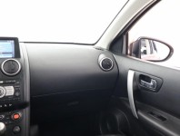 Nissan Qashqai  2.0 dCi 