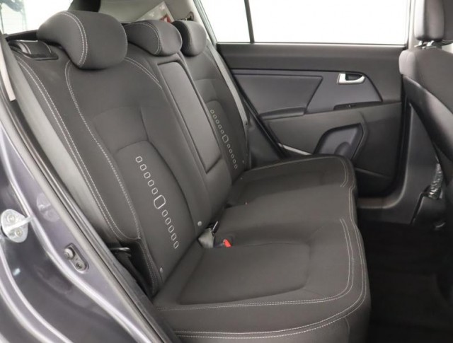 Kia Sportage  1.7 CRDi 