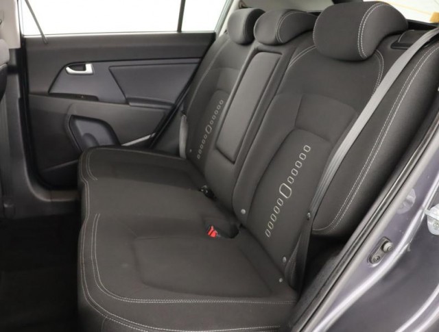 Kia Sportage  1.7 CRDi 