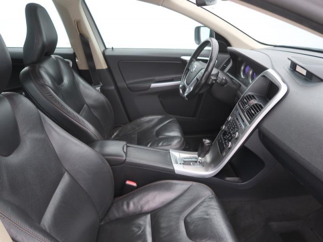 Volvo XC60  D5 Momentum