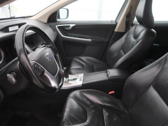 Volvo XC60  D5 Momentum