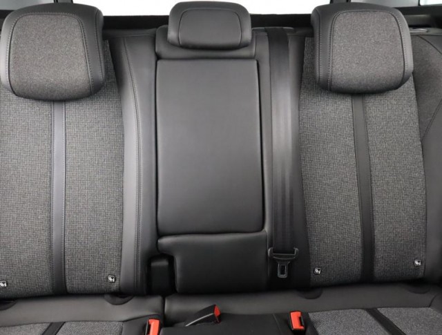 Peugeot 3008  1.5 BlueHDi 