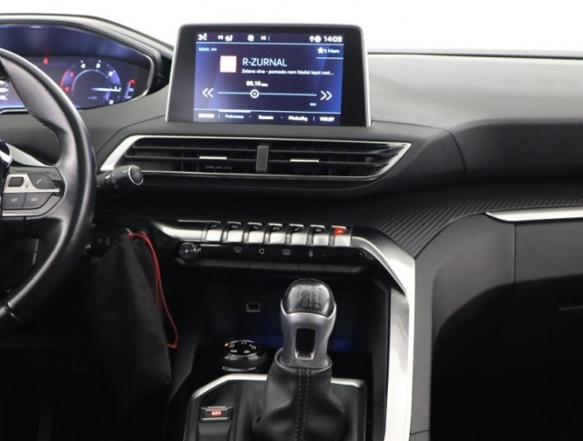 Peugeot 3008  1.5 BlueHDi 