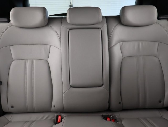 Kia Sportage  2.0 CRDi 