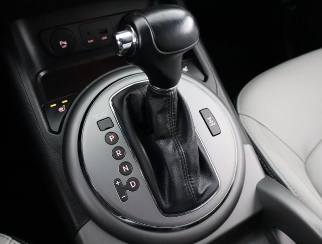 Kia Sportage  2.0 CRDi 